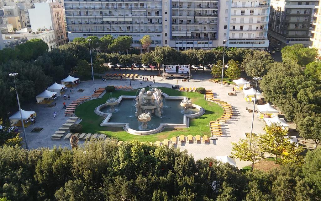 L'Attico Di Piazza Mazzini Rooms Lecce Exterior foto